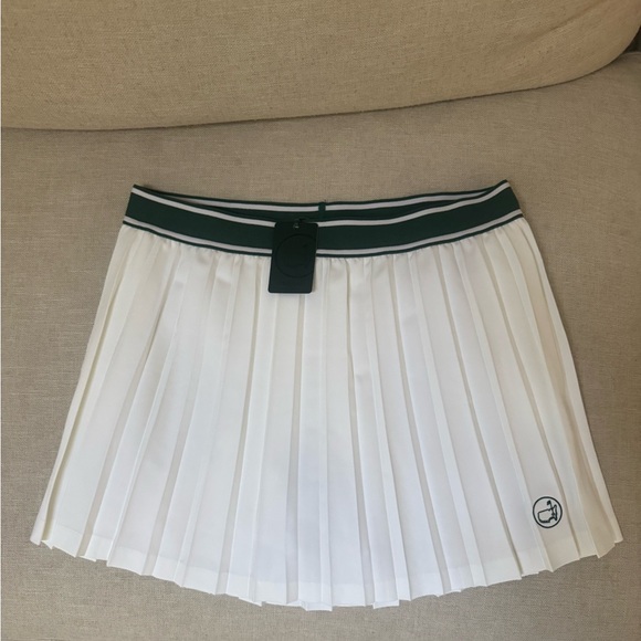 Masters White Green Skater Mini Skirt - Picture 1 of 3
